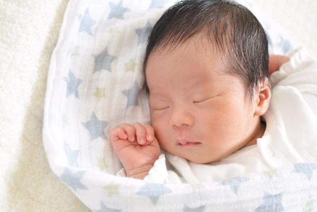 赤ちゃんの健診とワクチンについて